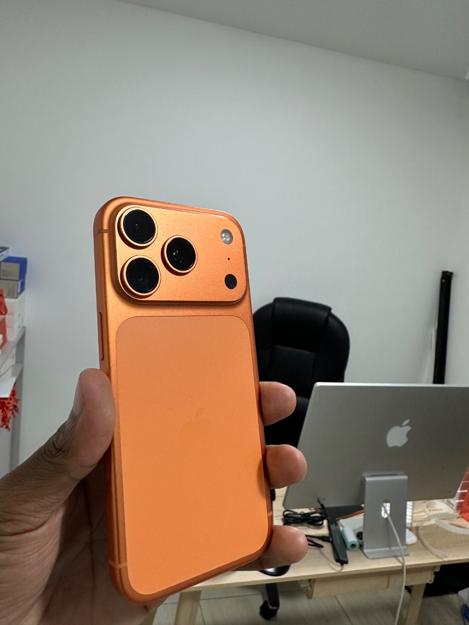 iPhone 17 pro 256GB   🍊, foto 3 de 3